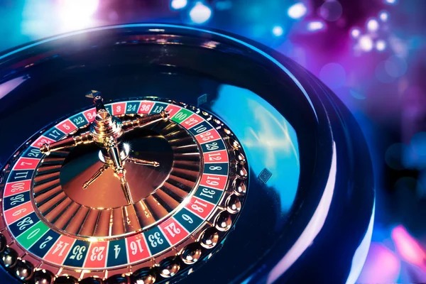 bolasot platform interface showing football markets, live-dealer tables, and slot games
