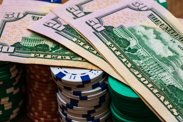 Free spin bonus feature in Jewels of Prosperity showing locked reels and multiplier display